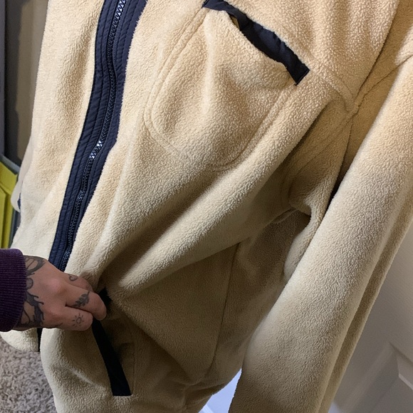 Alpine Tek Beige Fleece Zip Up Sweater - Picture 4 of 7